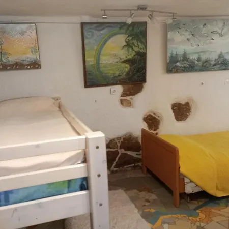 Apartmán By Artist *