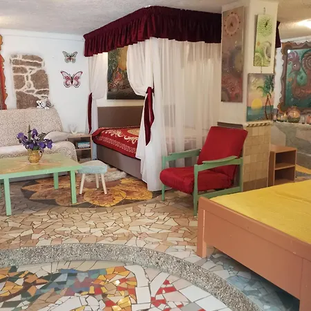 Apartmán By Artist Pićan