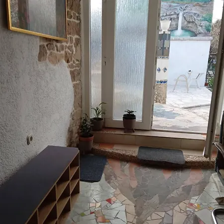 By Artist Apartment