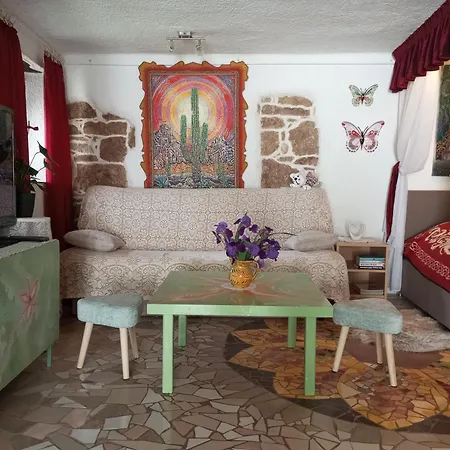 By Artist Pićan