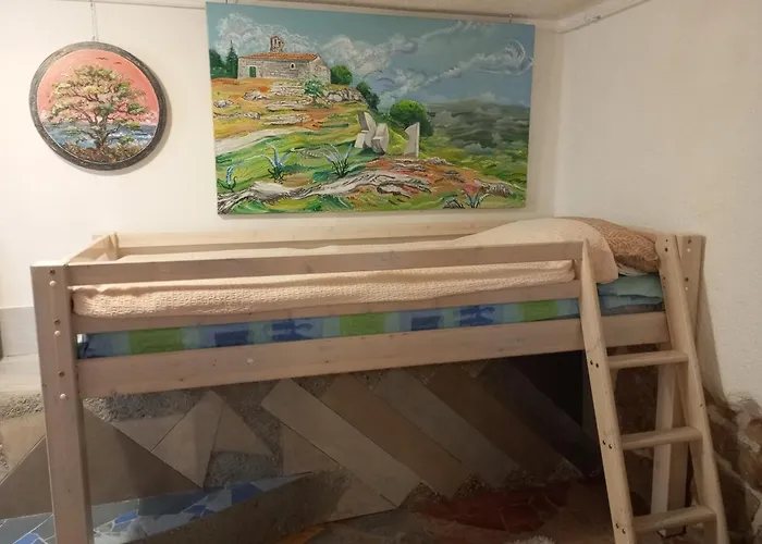 By Artist 아파트 Pićan